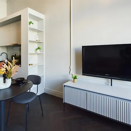 Wyjatkowy Apartament Z Widokiem Na Palac Kultury By Rent Like Home Warsaw Exterior photo